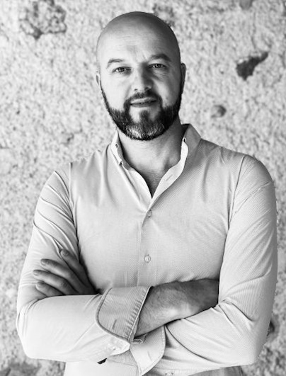 Владимир Пестов – руководитель отдела продаж недвижимости компании Асфера