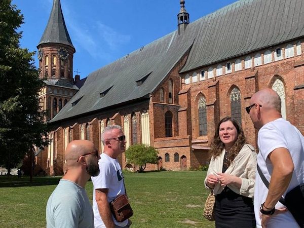 Besucher aus Deutschland machen sich mit Königsberg vertraut, bevor sie dauerhaft in die Stadt ziehen